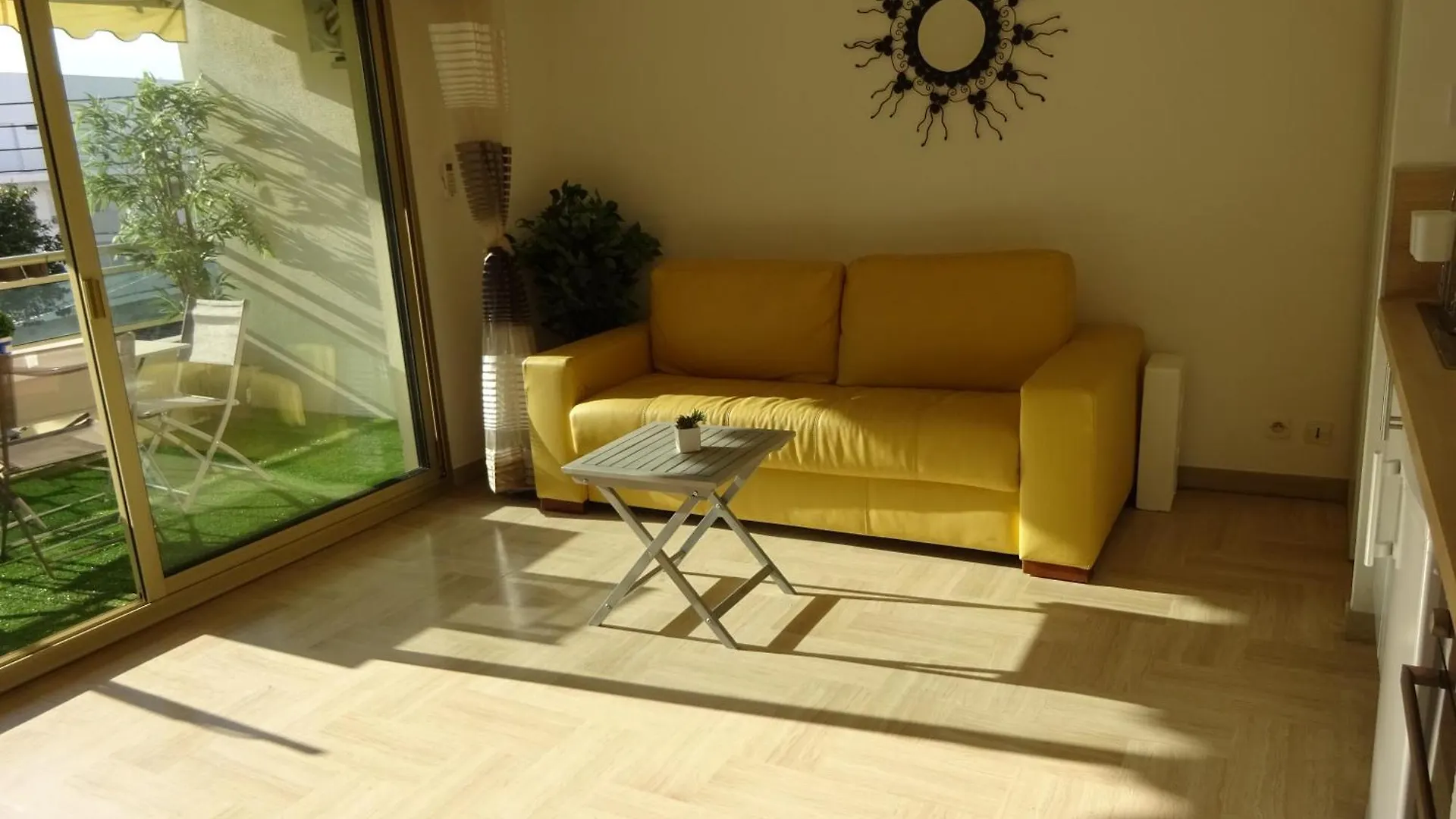Apartment Studio Terrasse-Croisette, Palais Festivals 10 Min Cannes